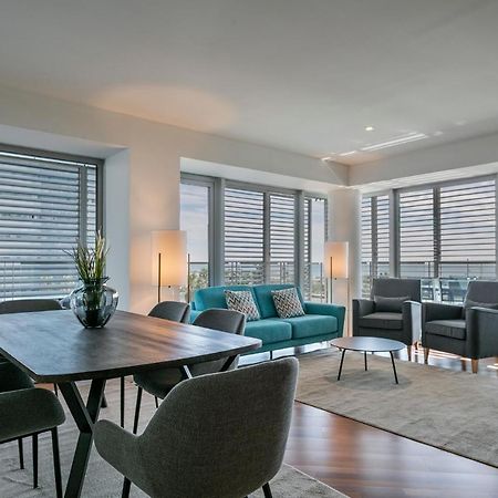 Alcam Llum Deluxe Apartment Barcelona Bagian luar foto